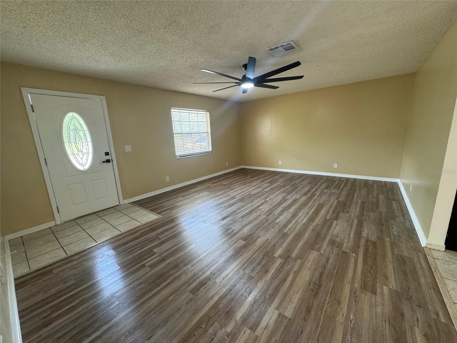 Image 3 of 15 For 45652 Ohio Street