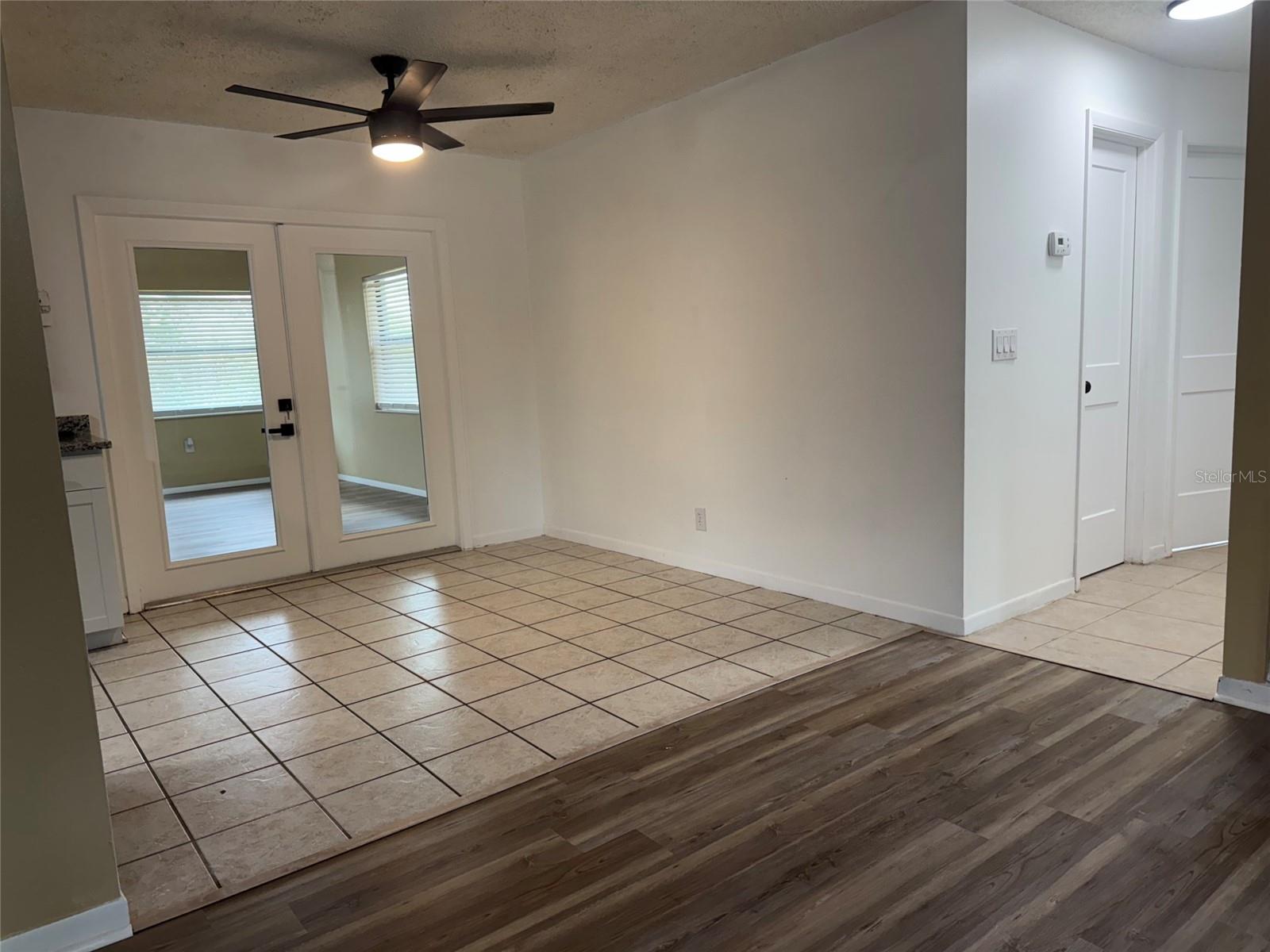 Image 4 of 15 For 45652 Ohio Street
