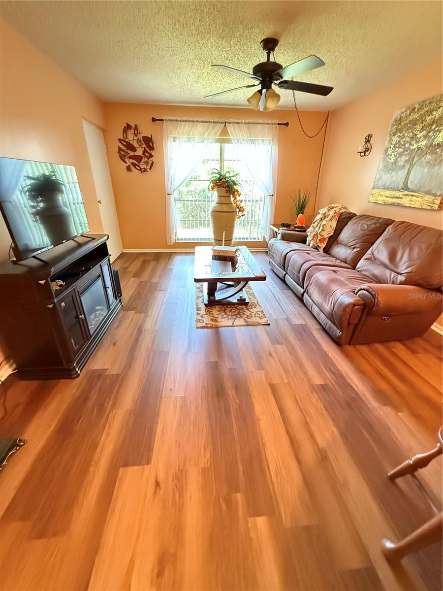 Image 15 of 35 For 2625 State Road 590  913