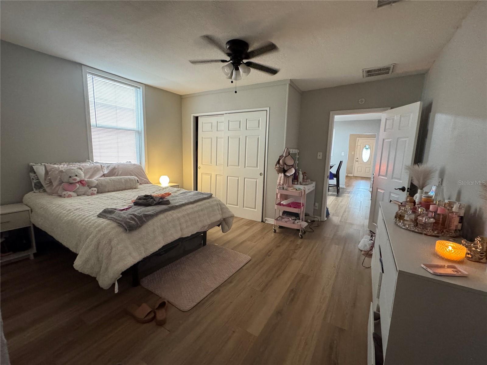 Image 33 of 46 For 2406 Clark Street