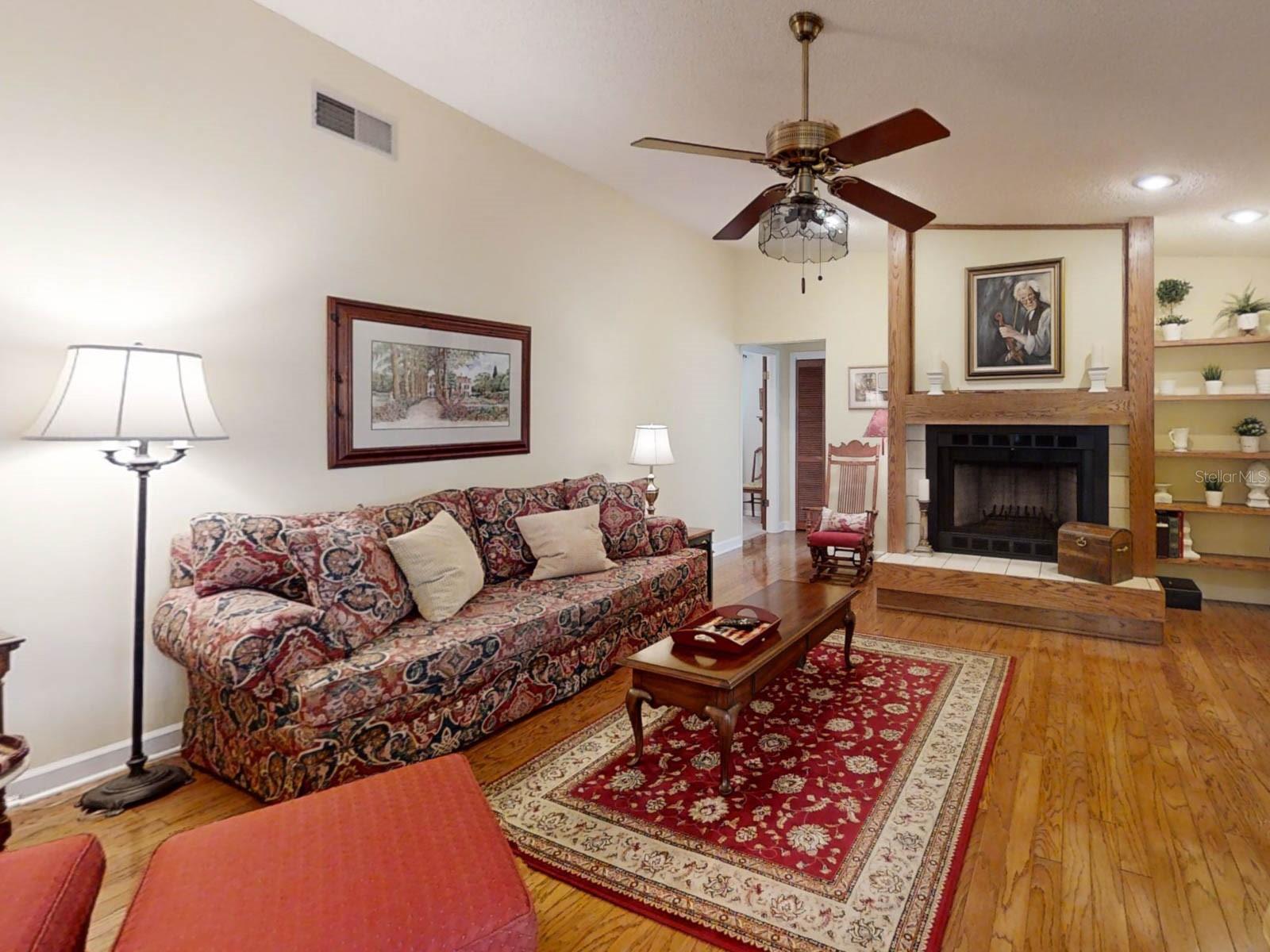 Image 12 of 31 For 2517 Bucknell Drive