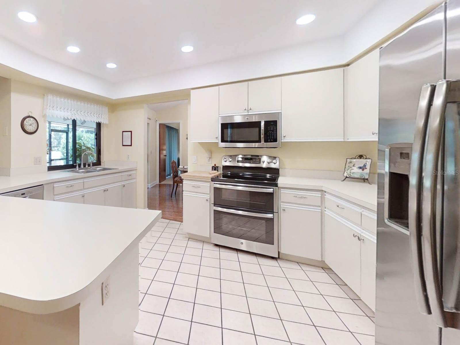 Image 8 of 31 For 2517 Bucknell Drive