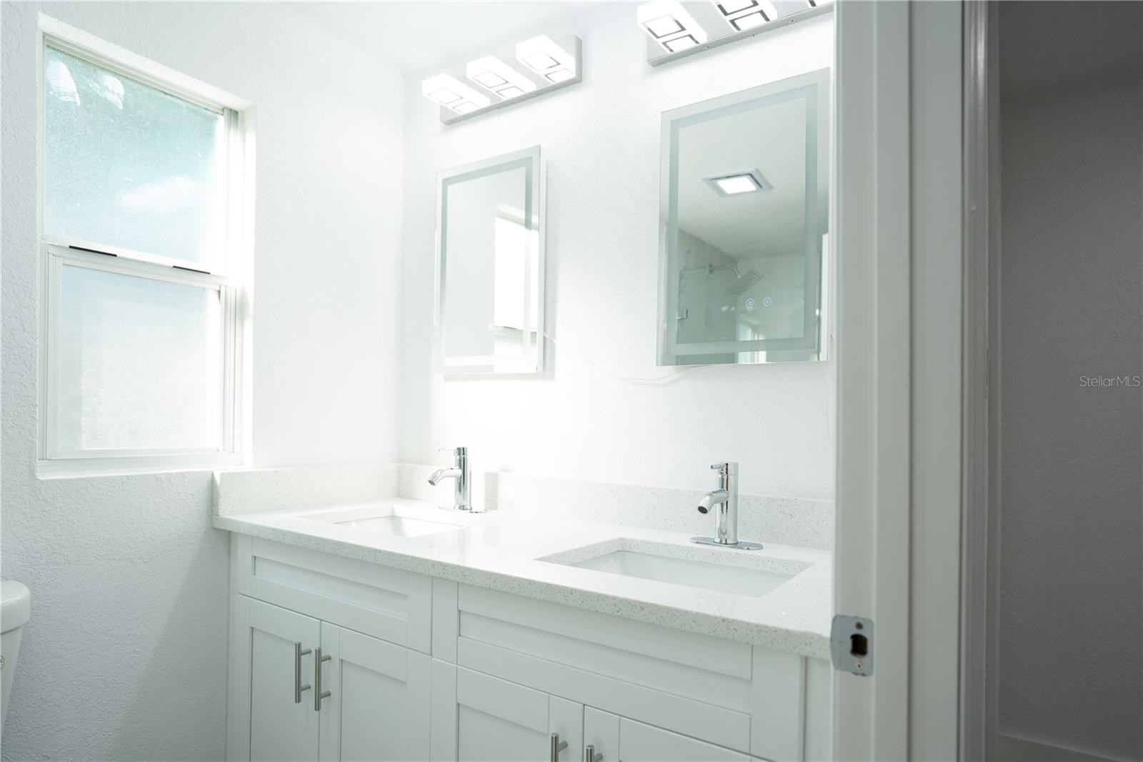 Listing photo id 10 for 5510 12th Street