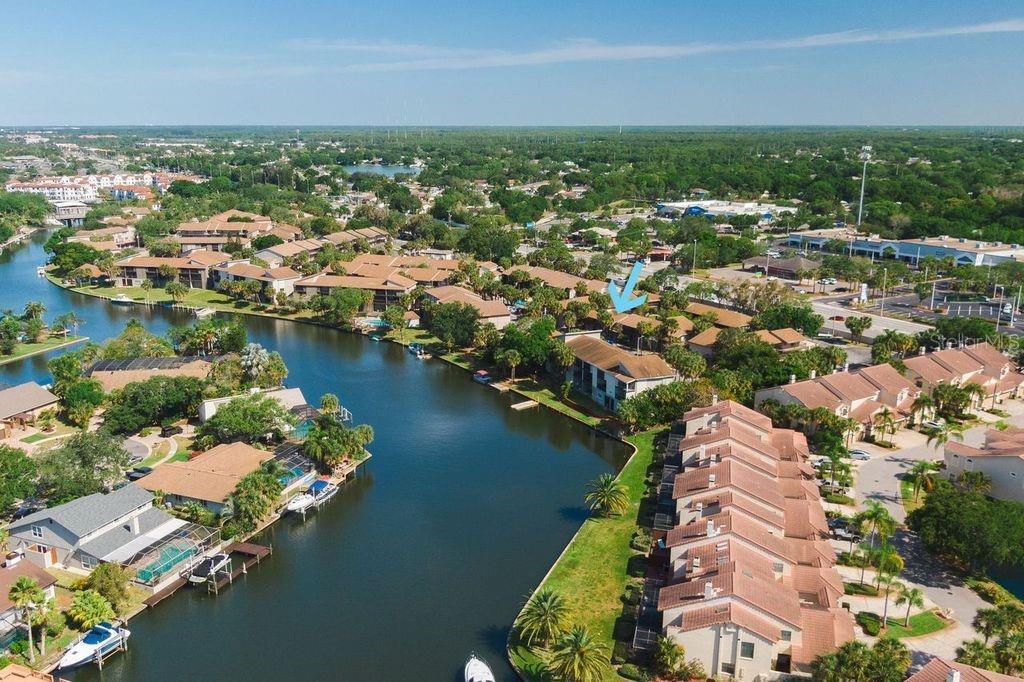 Listing photo id 18 for 6324 Newtown Circle 24b1