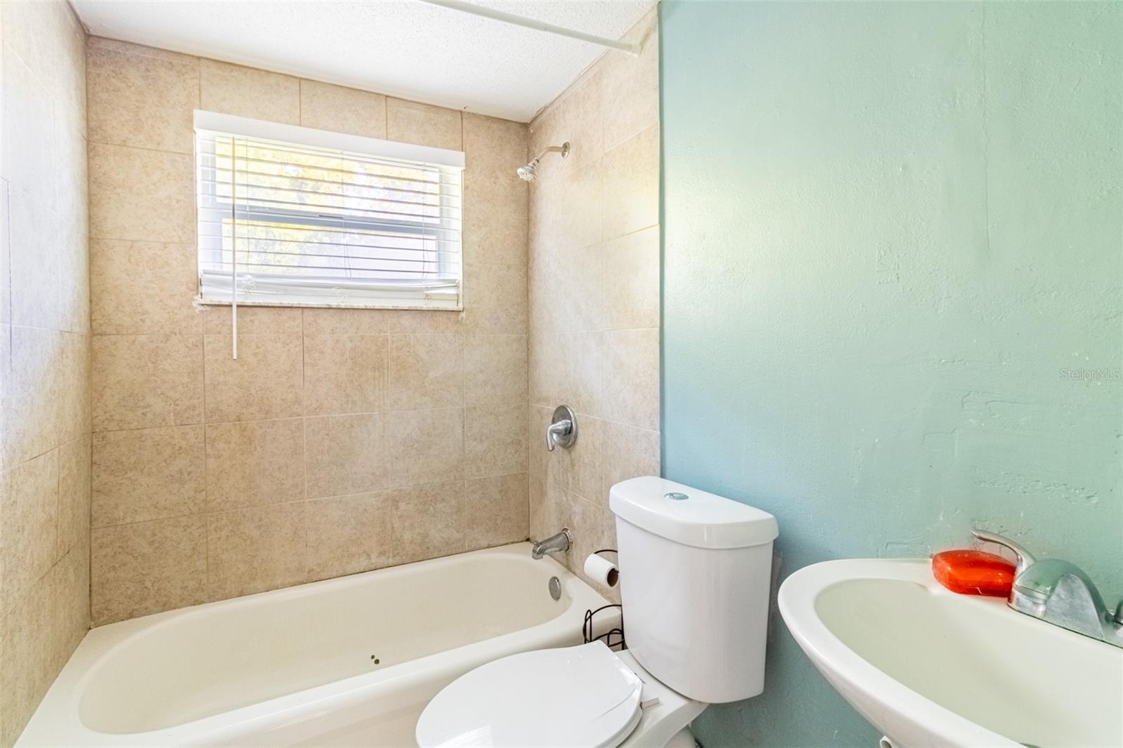 Listing photo id 14 for 9020 Gray Fox Lane