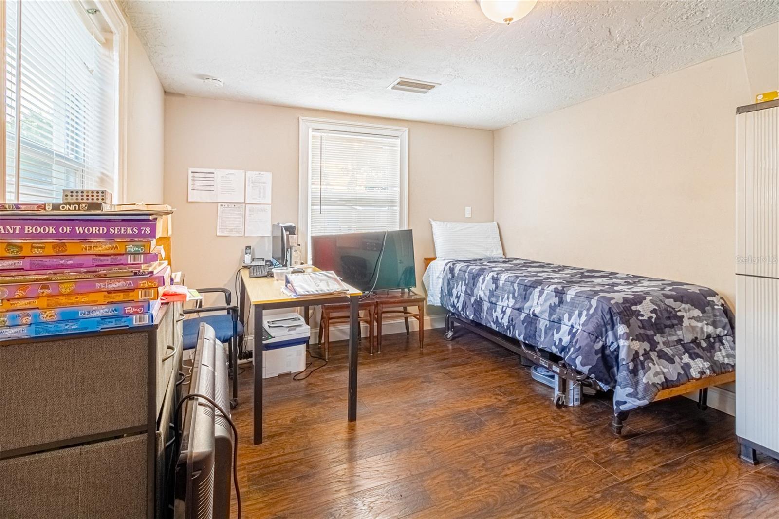 Listing photo id 15 for 9020 Gray Fox Lane