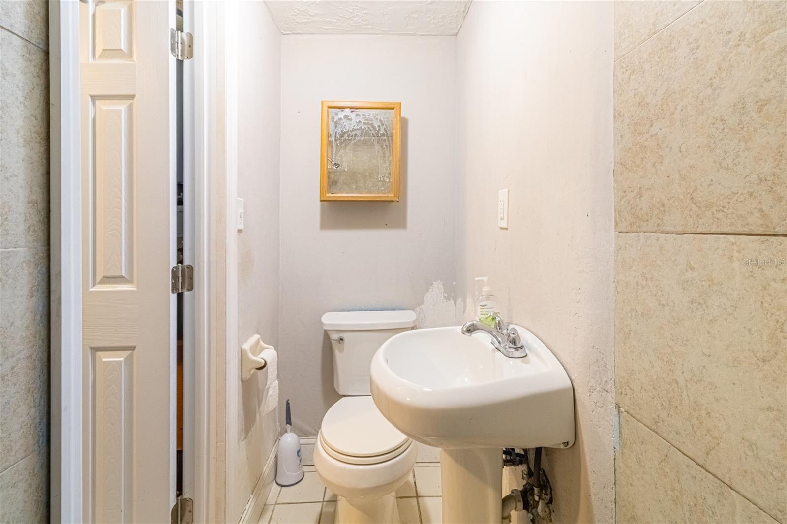 Listing photo id 17 for 9020 Gray Fox Lane