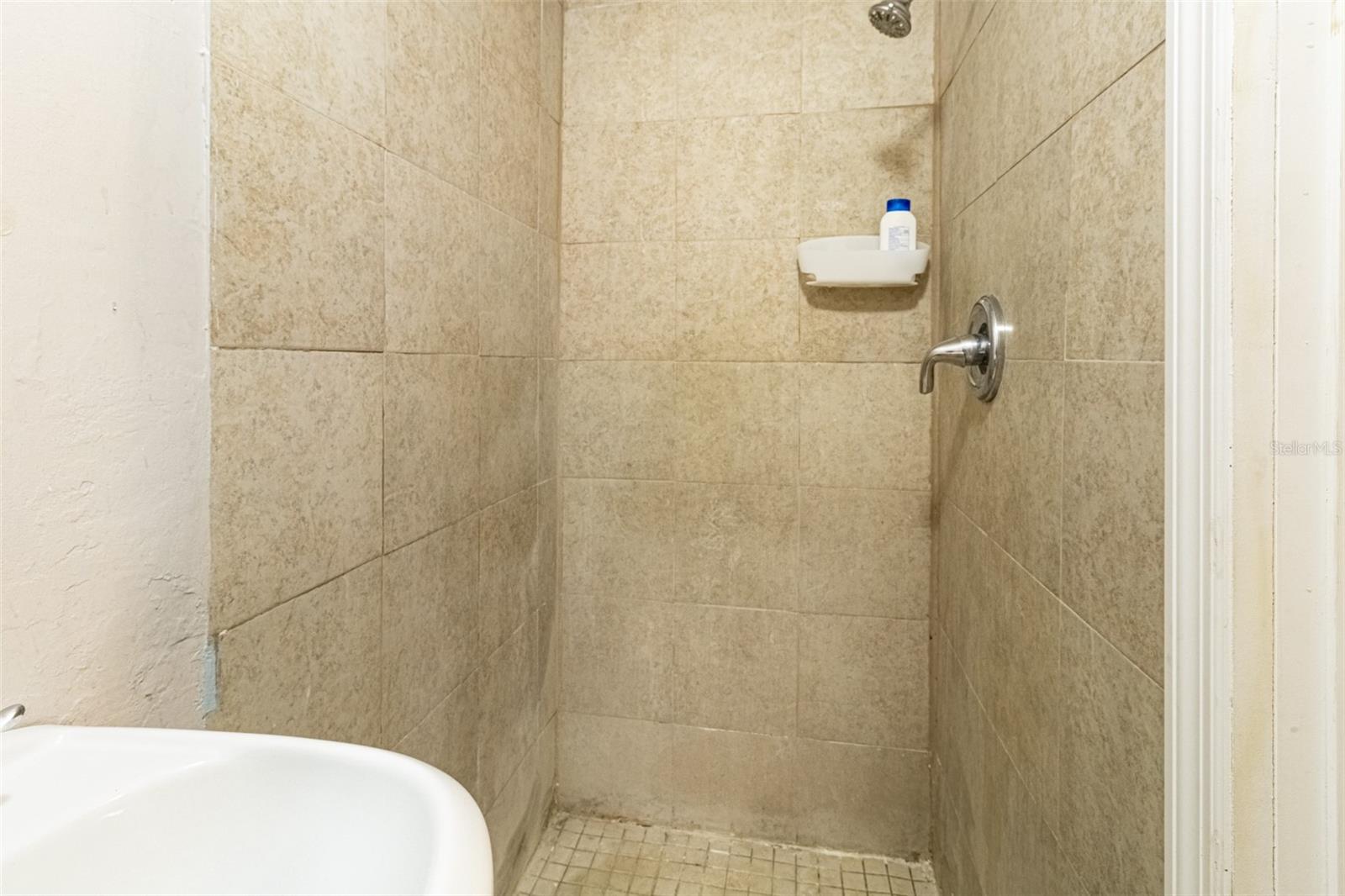 Listing photo id 18 for 9020 Gray Fox Lane
