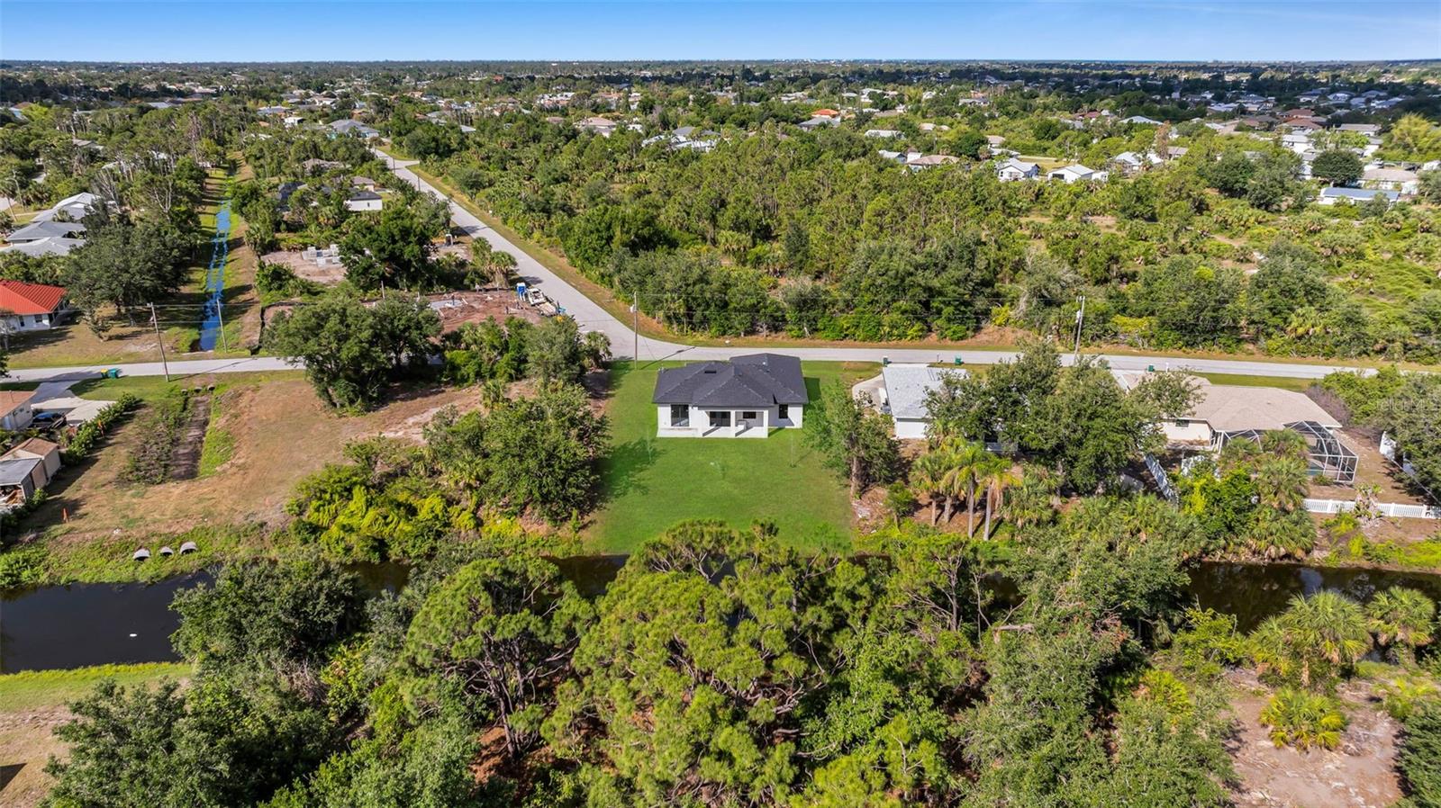 Image 11 of 34 For 7054 Rosemont Drive