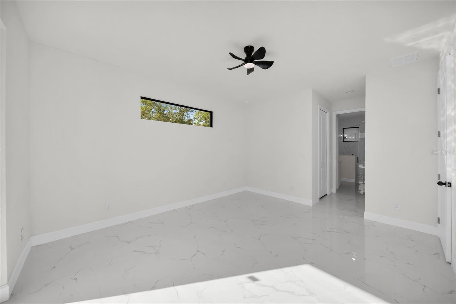 Image 19 of 34 For 7054 Rosemont Drive