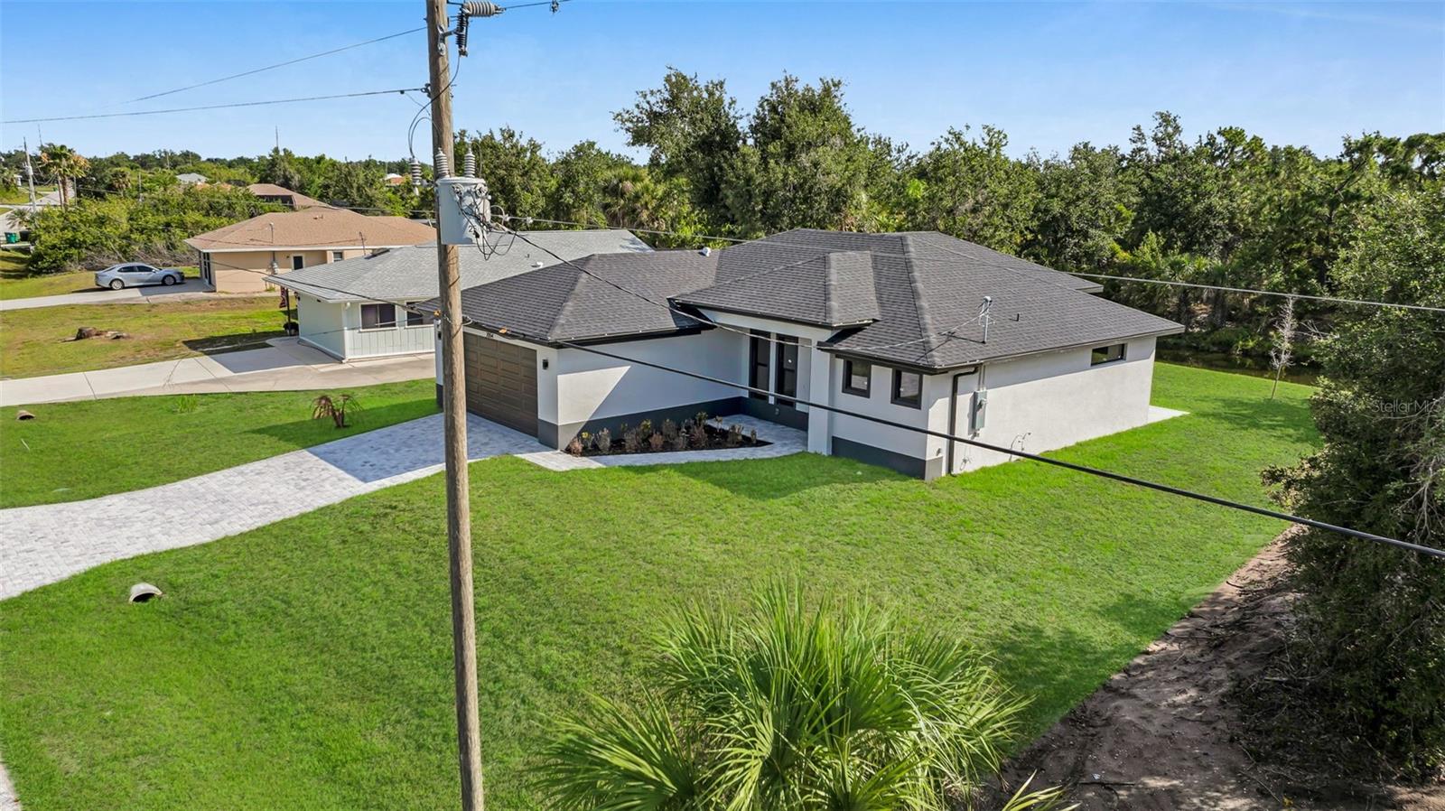 Image 2 of 34 For 7054 Rosemont Drive