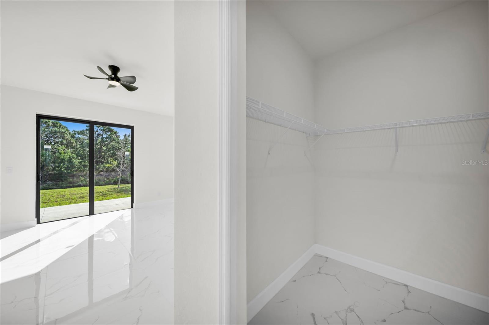 Image 23 of 34 For 7054 Rosemont Drive