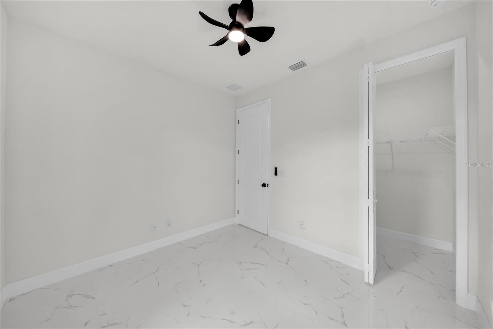 Image 27 of 34 For 7054 Rosemont Drive