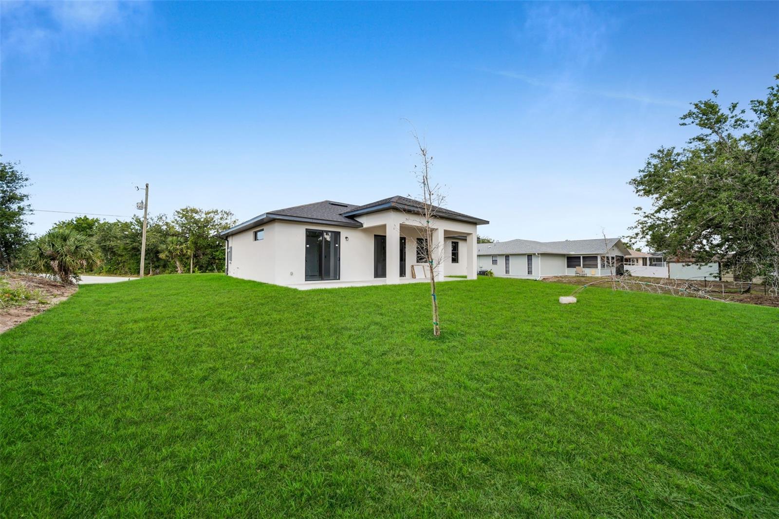 Image 33 of 34 For 7054 Rosemont Drive