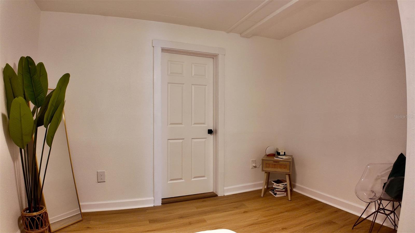 Image 22 of 35 For 2219 Thrace Street
