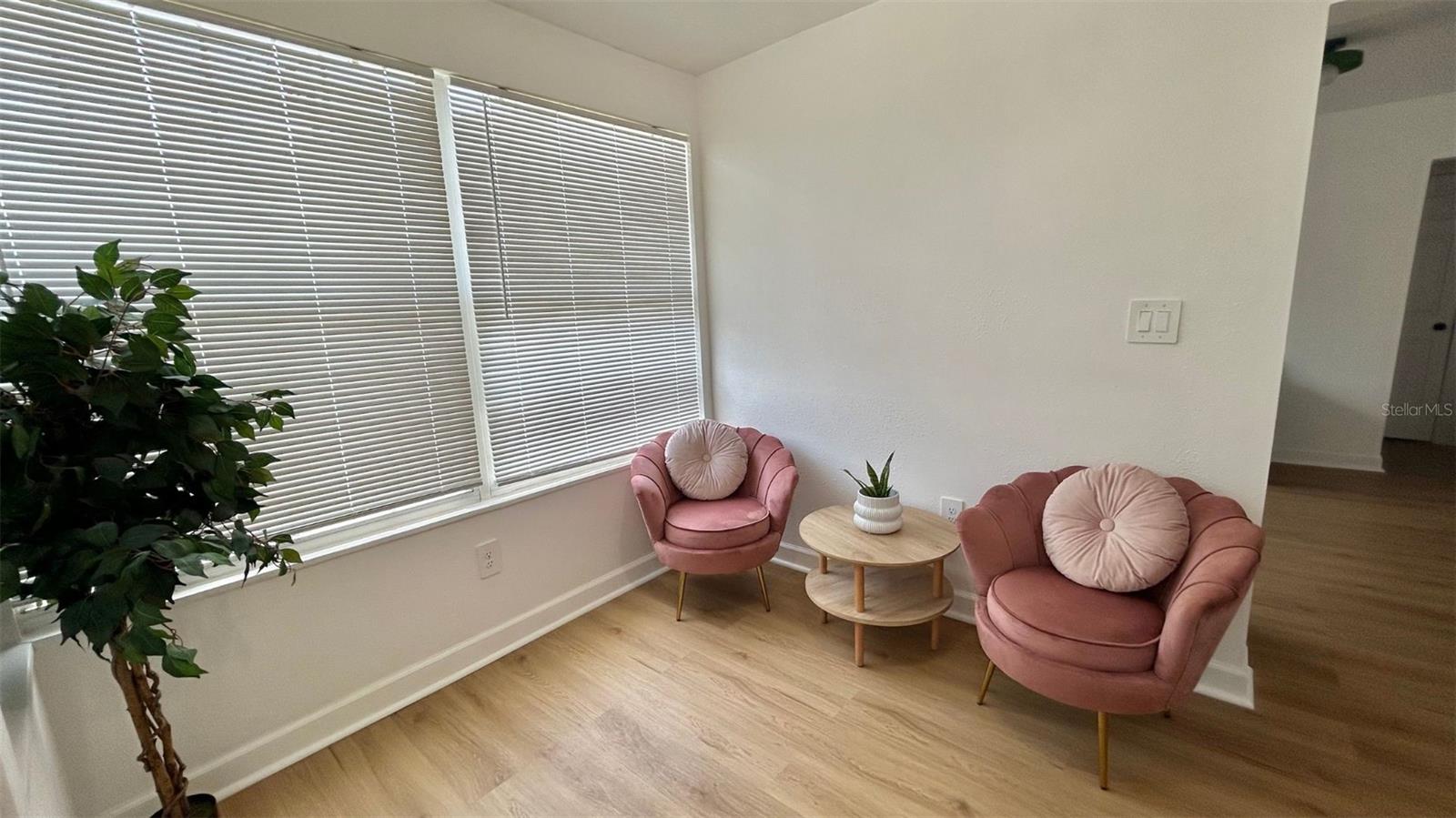 Image 3 of 35 For 2219 Thrace Street