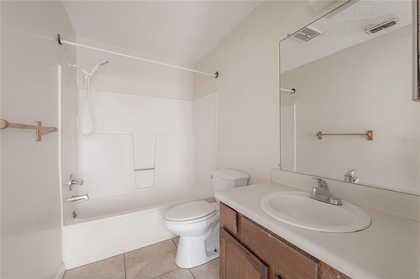 Image 22 of 31 For 725 2nd Avenue Ne