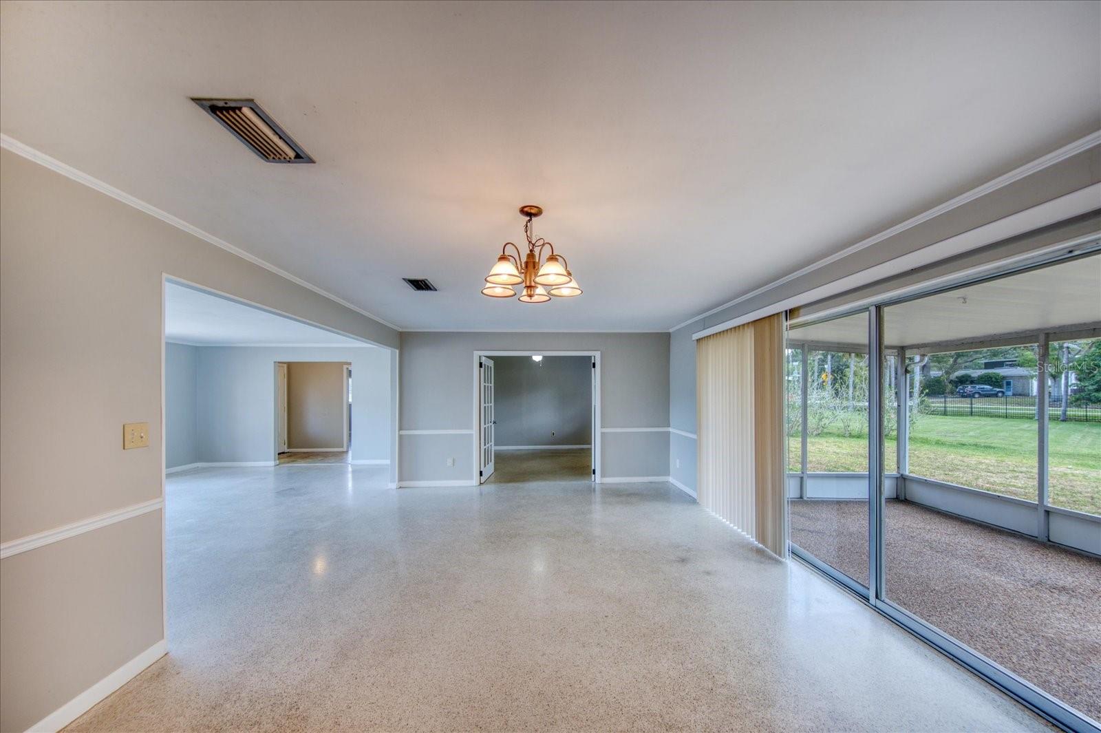 Image 10 of 22 For 1901 Dolphin Drive