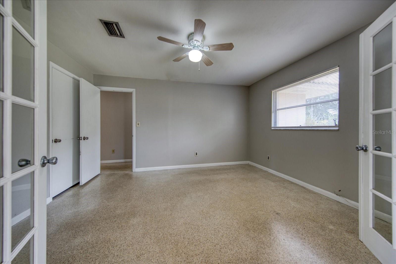 Image 11 of 22 For 1901 Dolphin Drive