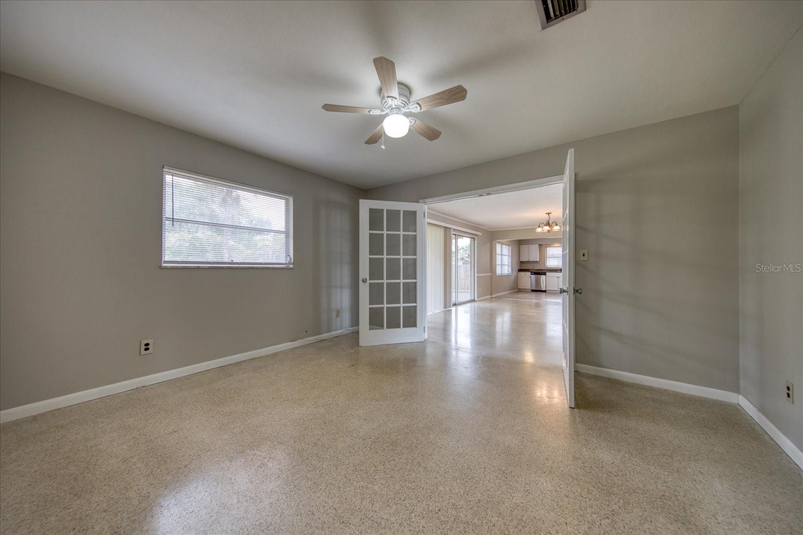 Image 12 of 22 For 1901 Dolphin Drive