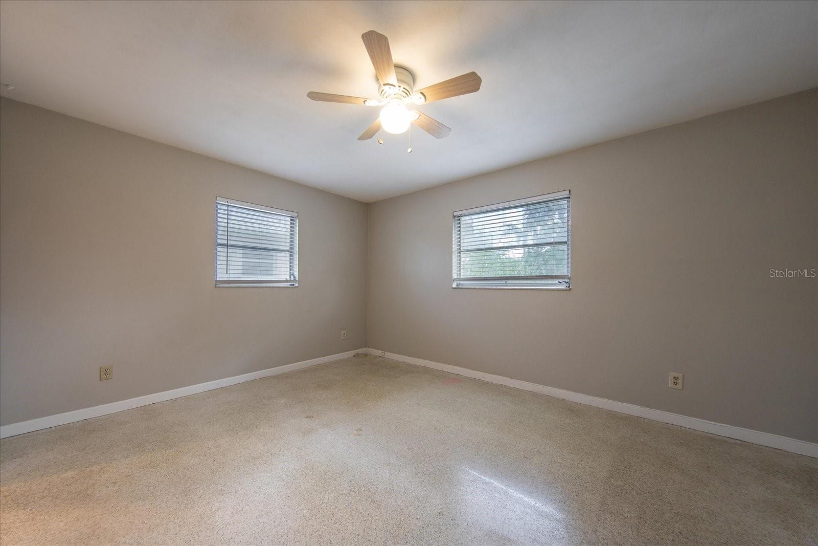 Image 14 of 22 For 1901 Dolphin Drive