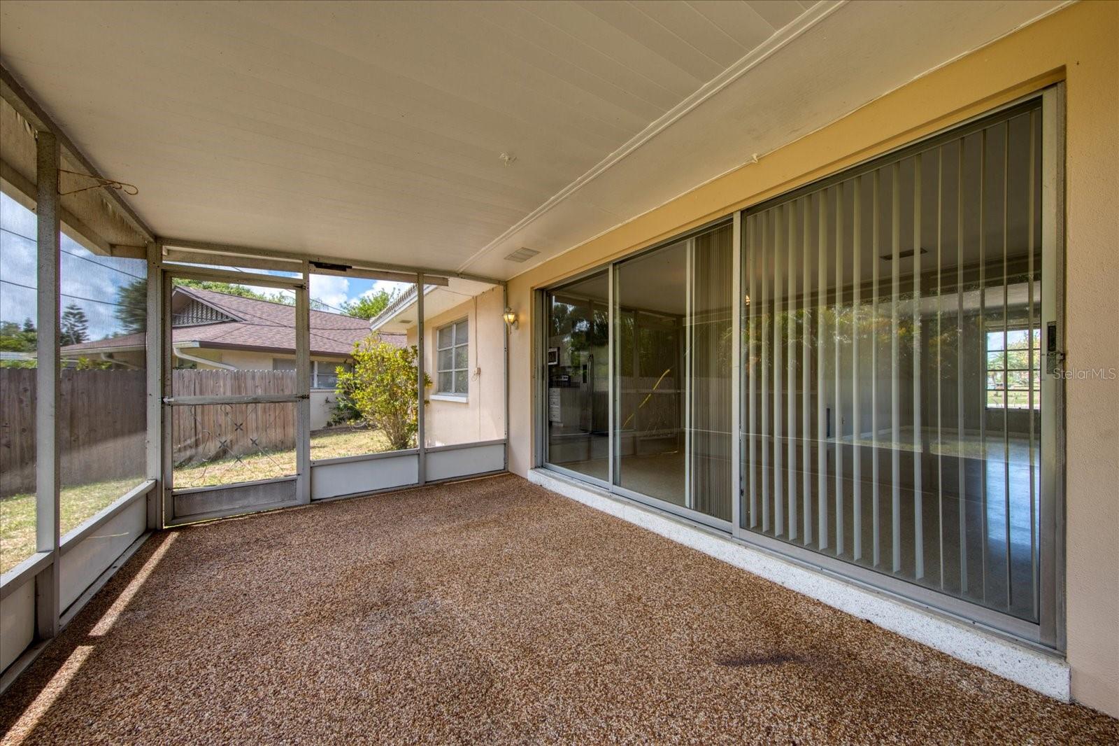 Image 20 of 22 For 1901 Dolphin Drive