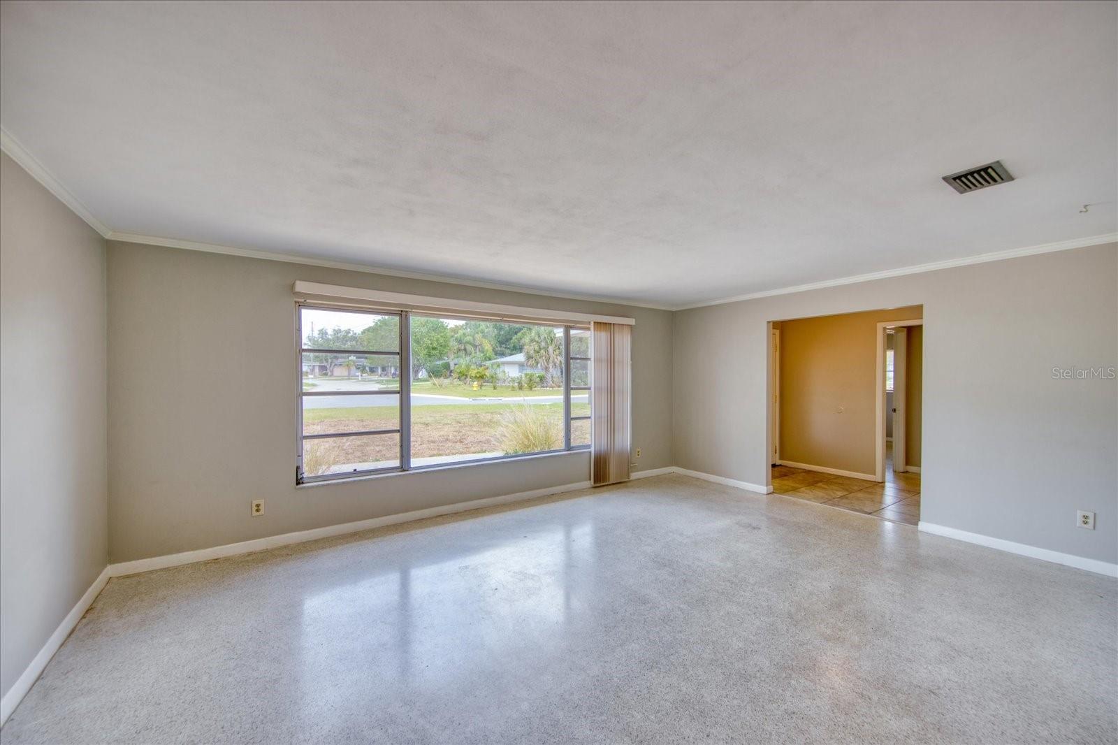 Image 3 of 22 For 1901 Dolphin Drive