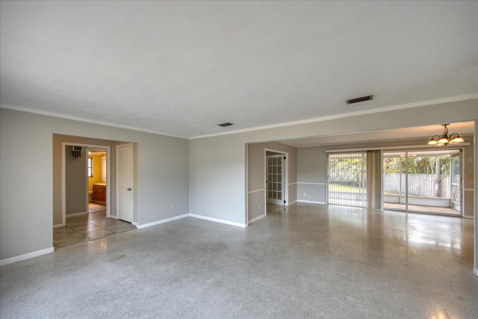 Image 4 of 22 For 1901 Dolphin Drive