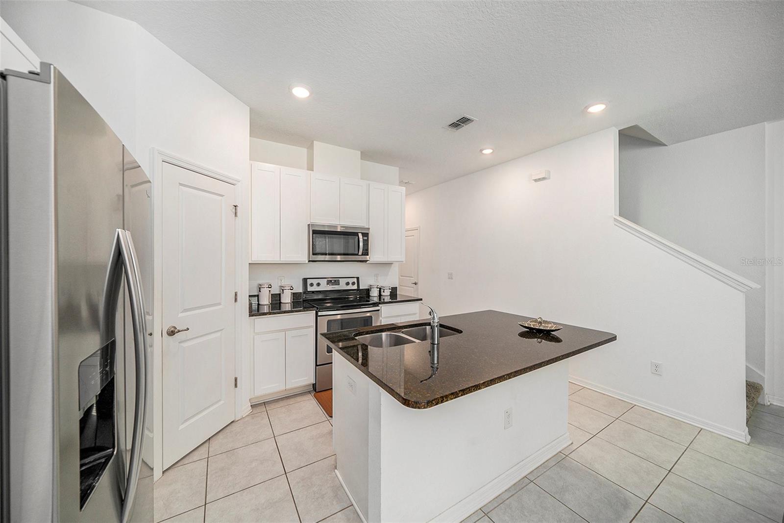 Image 6 of 43 For 15019 Abby Birch Place