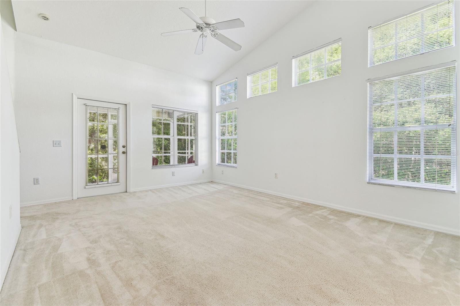 Image 18 of 58 For 1624 Lullwater Lane