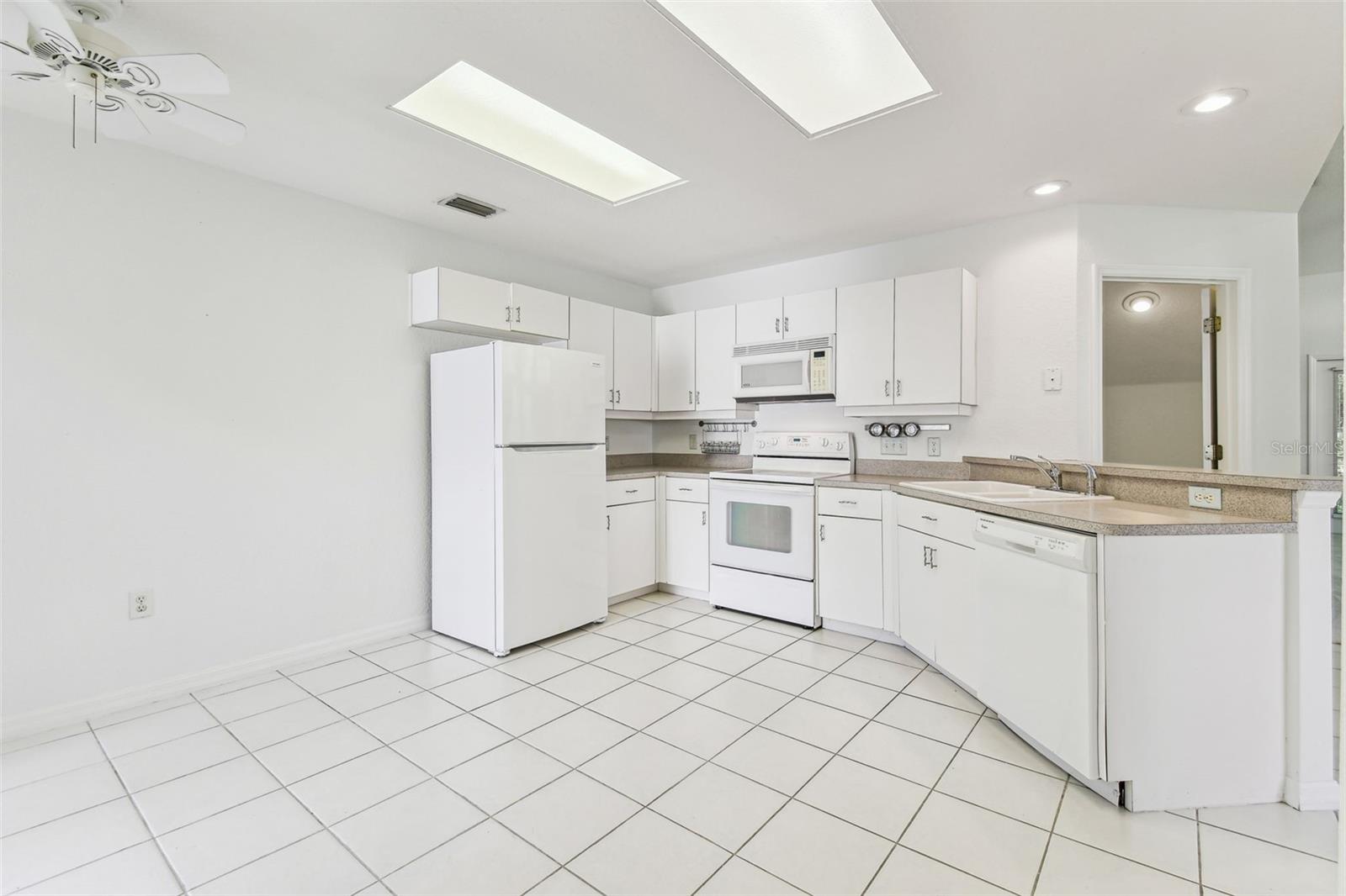 Image 22 of 58 For 1624 Lullwater Lane