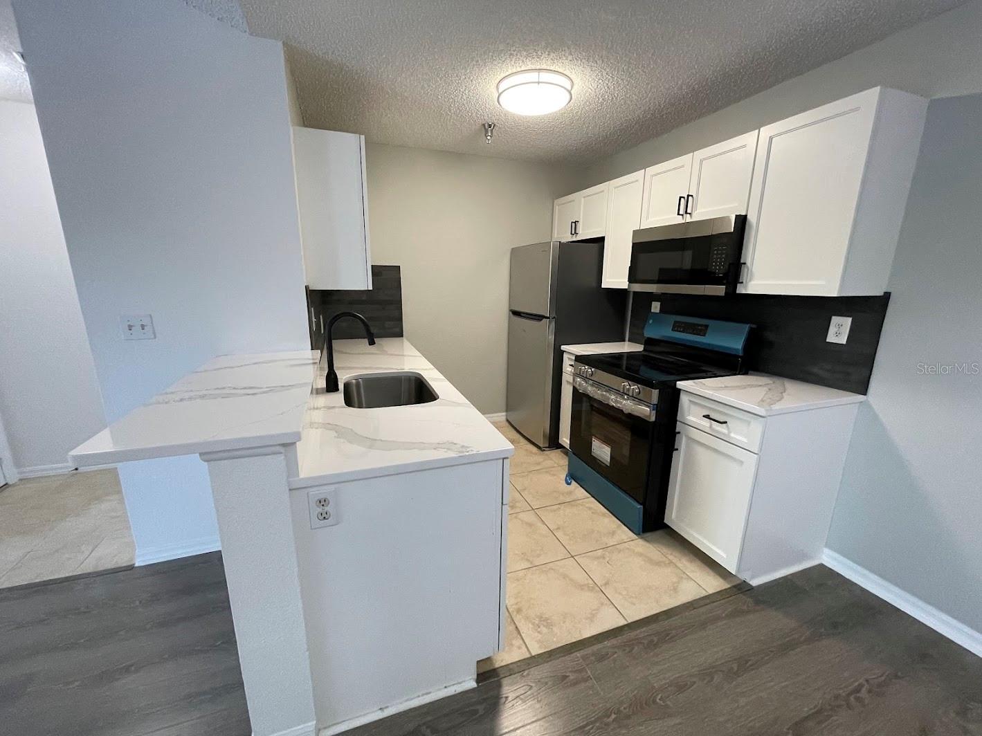 Image 9 of 36 For 10265 Gandy Boulevard N 1312