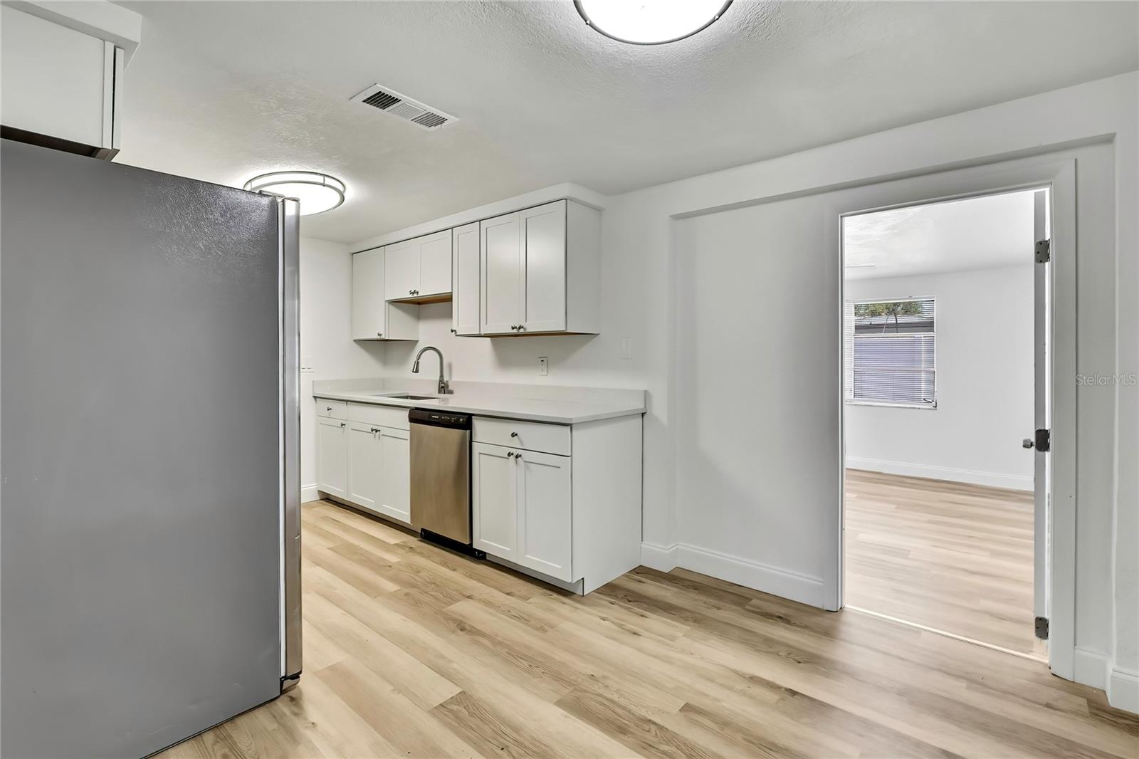 Image 13 of 35 For 5053 Lofton Drive