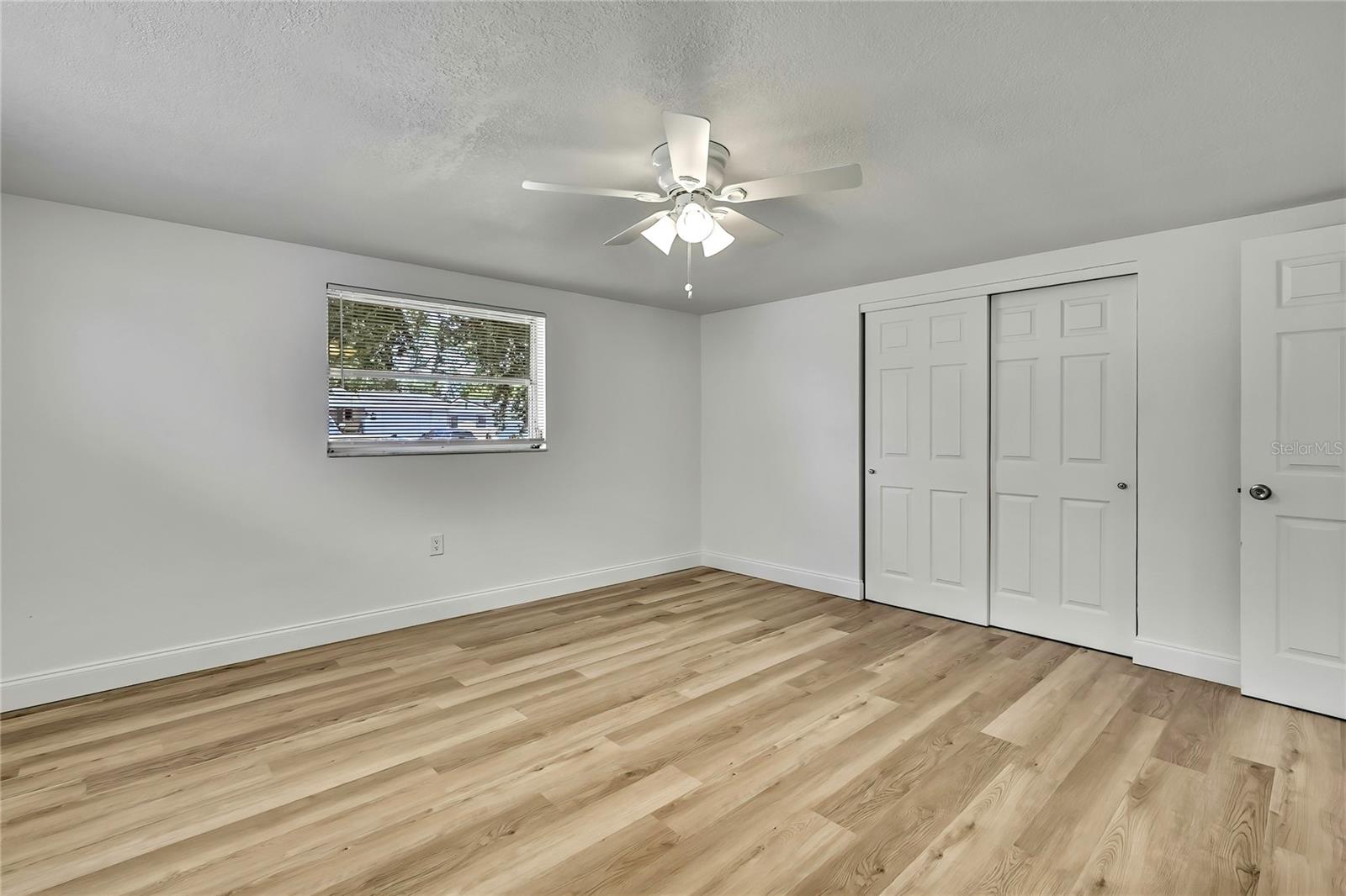 Image 23 of 35 For 5053 Lofton Drive