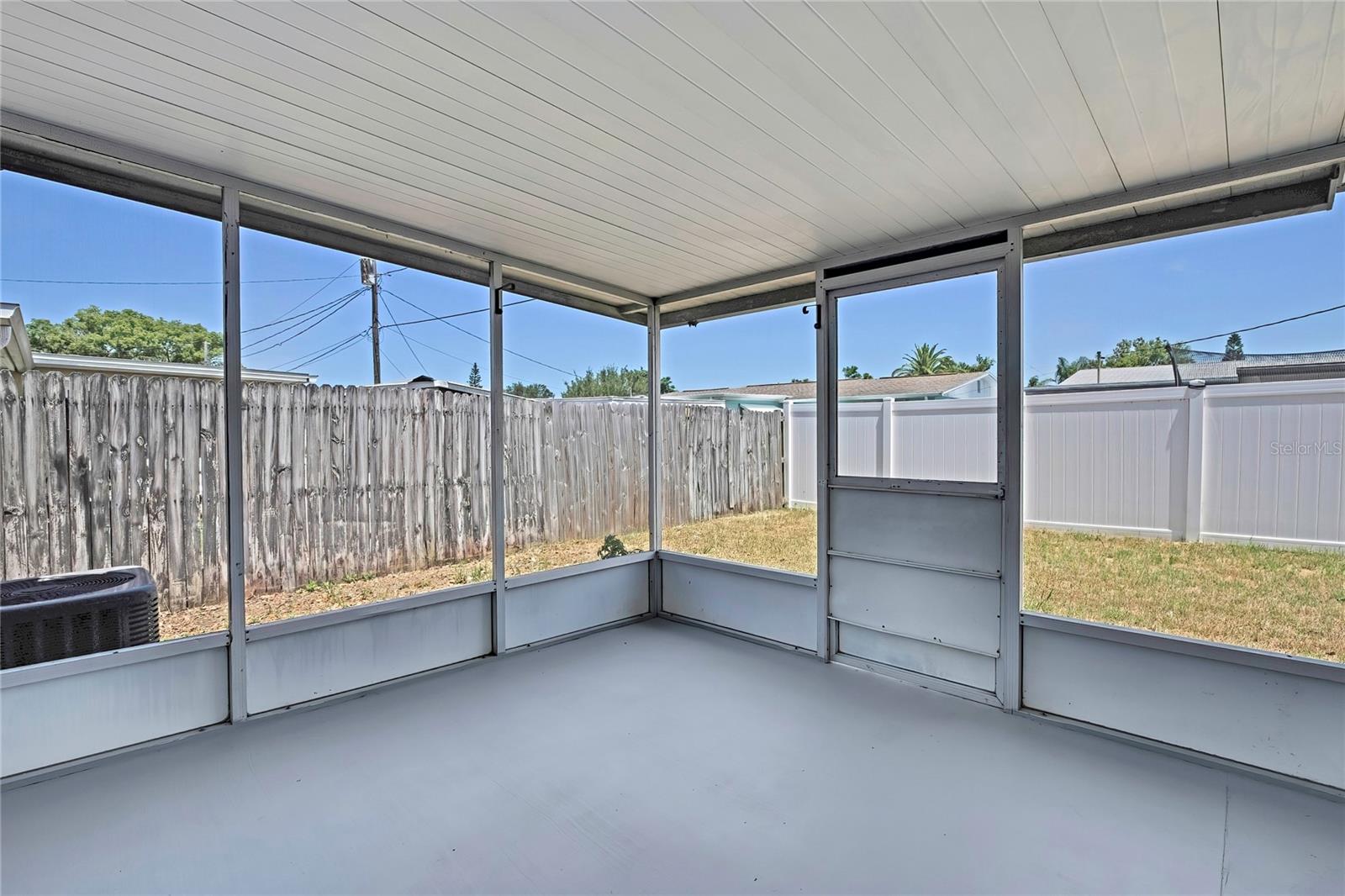 Image 30 of 35 For 5053 Lofton Drive