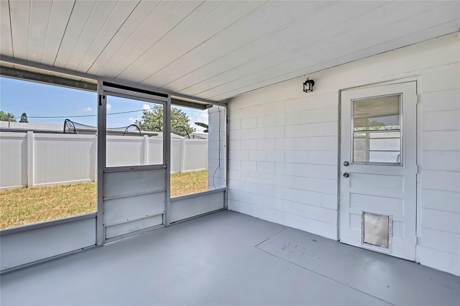Image 31 of 35 For 5053 Lofton Drive