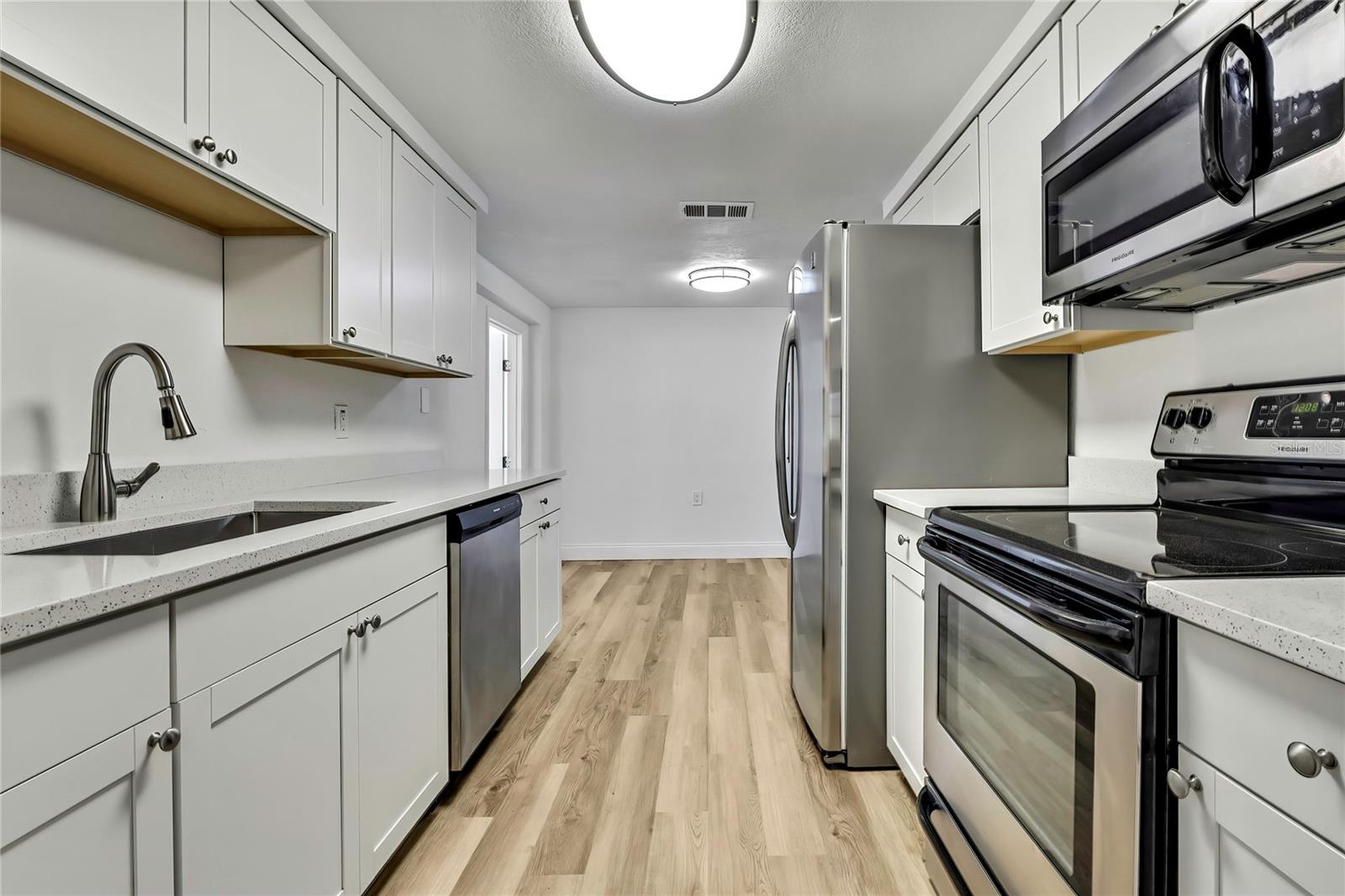 Image 4 of 35 For 5053 Lofton Drive