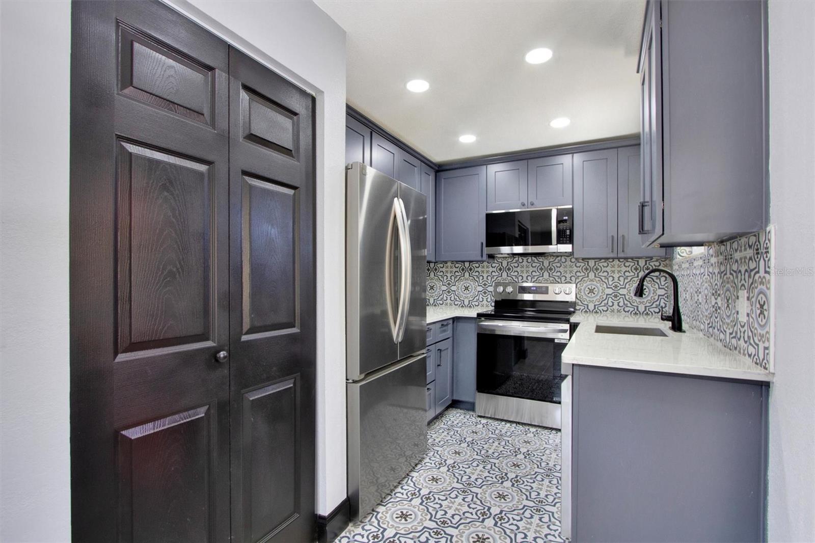 Image 12 of 29 For 8603 9th Street