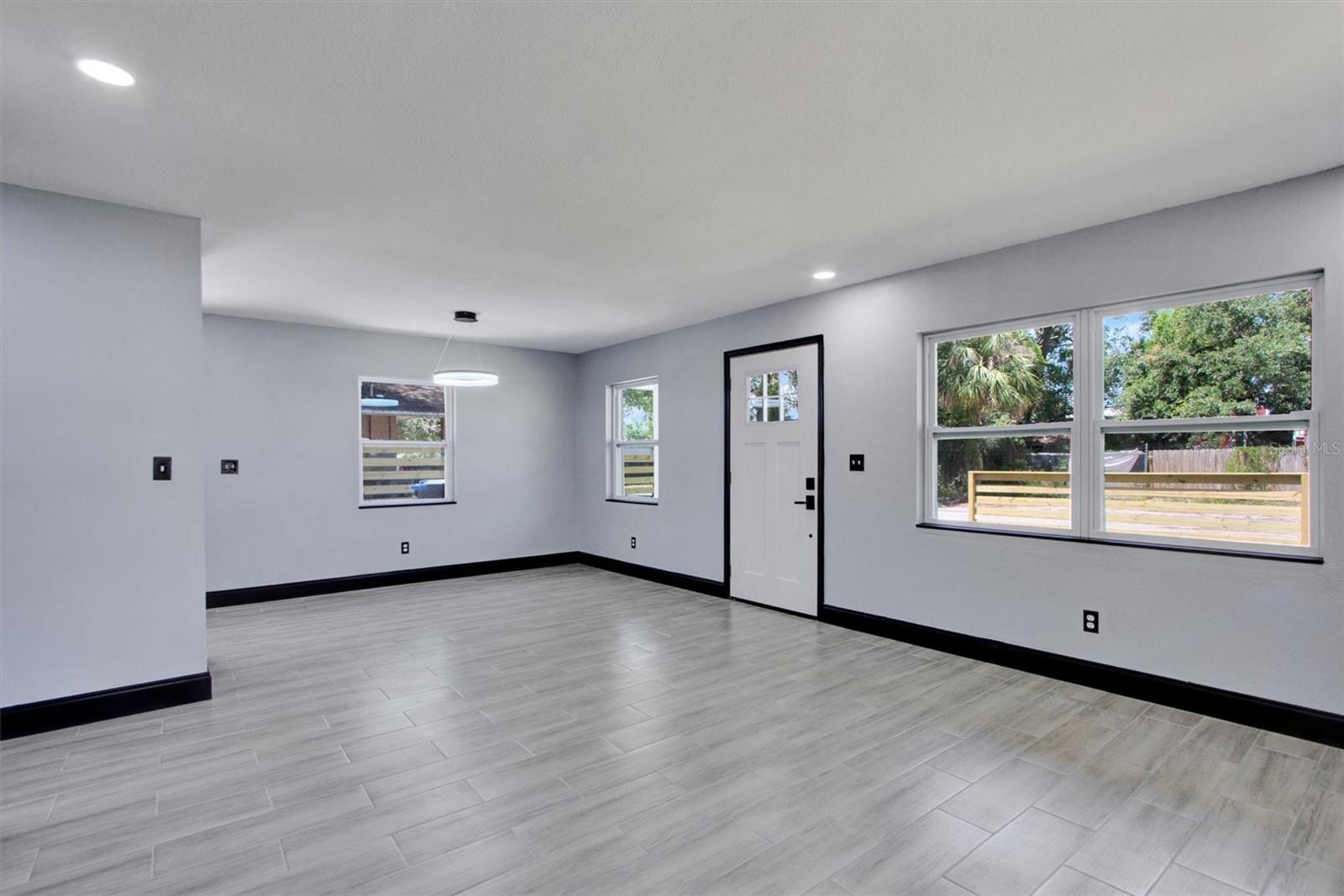 Image 5 of 29 For 8603 9th Street
