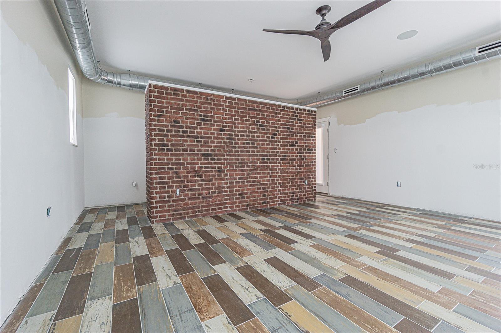 Image 42 of 46 For 1185 36th Avenue Ne