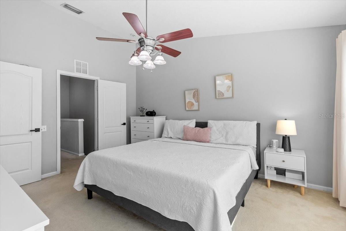 Image 19 of 36 For 26614 Castleview Way