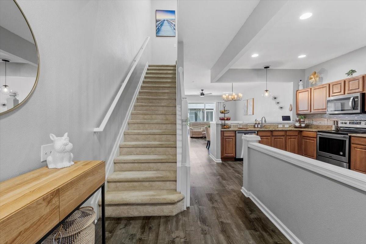 Image 6 of 36 For 26614 Castleview Way