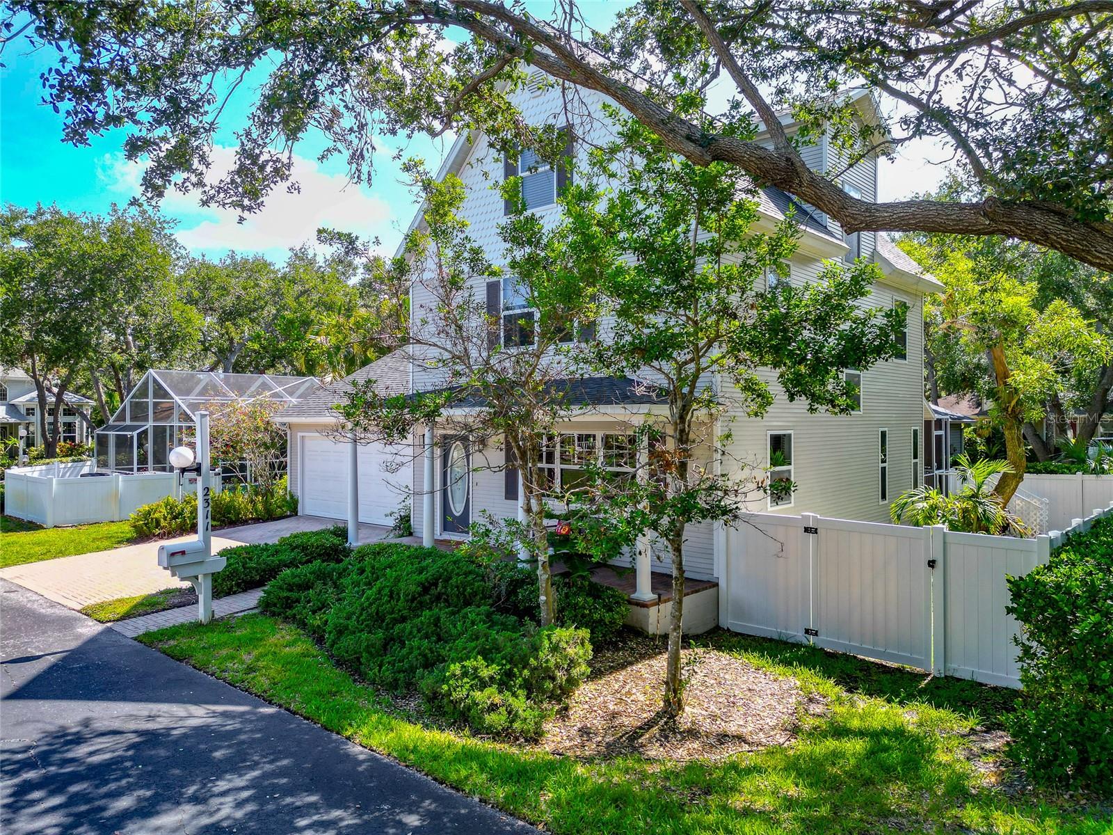 Image 57 of 67 For 2311 64th Street Court W