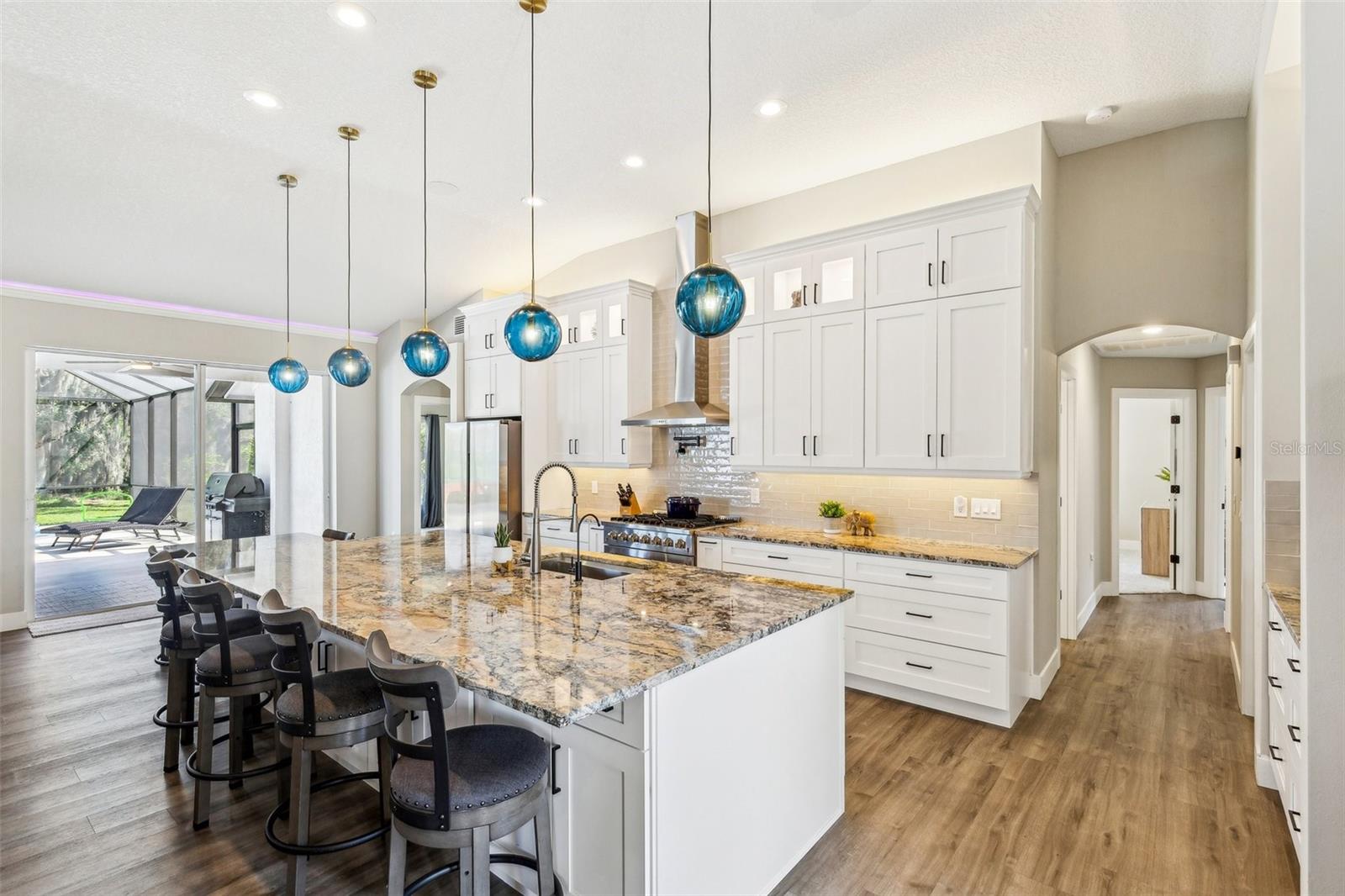 Image 18 of 61 For 7308 Carrington Oaks Lane