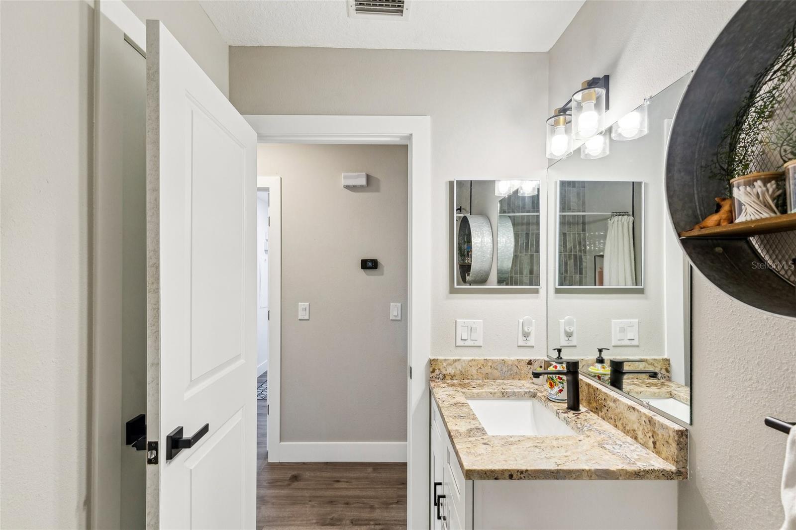 Image 21 of 61 For 7308 Carrington Oaks Lane