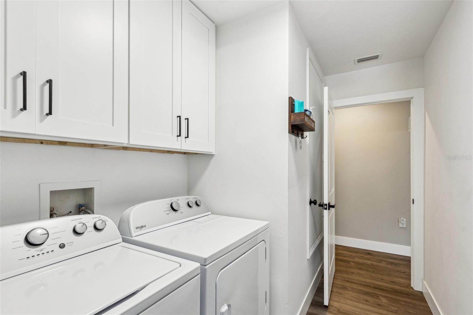 Image 24 of 61 For 7308 Carrington Oaks Lane