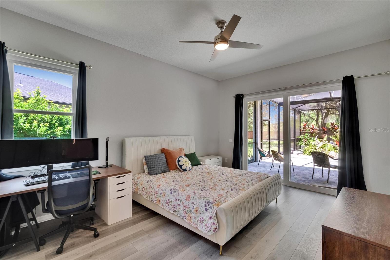 Listing photo id 9 for 16367 Ashington Park Drive