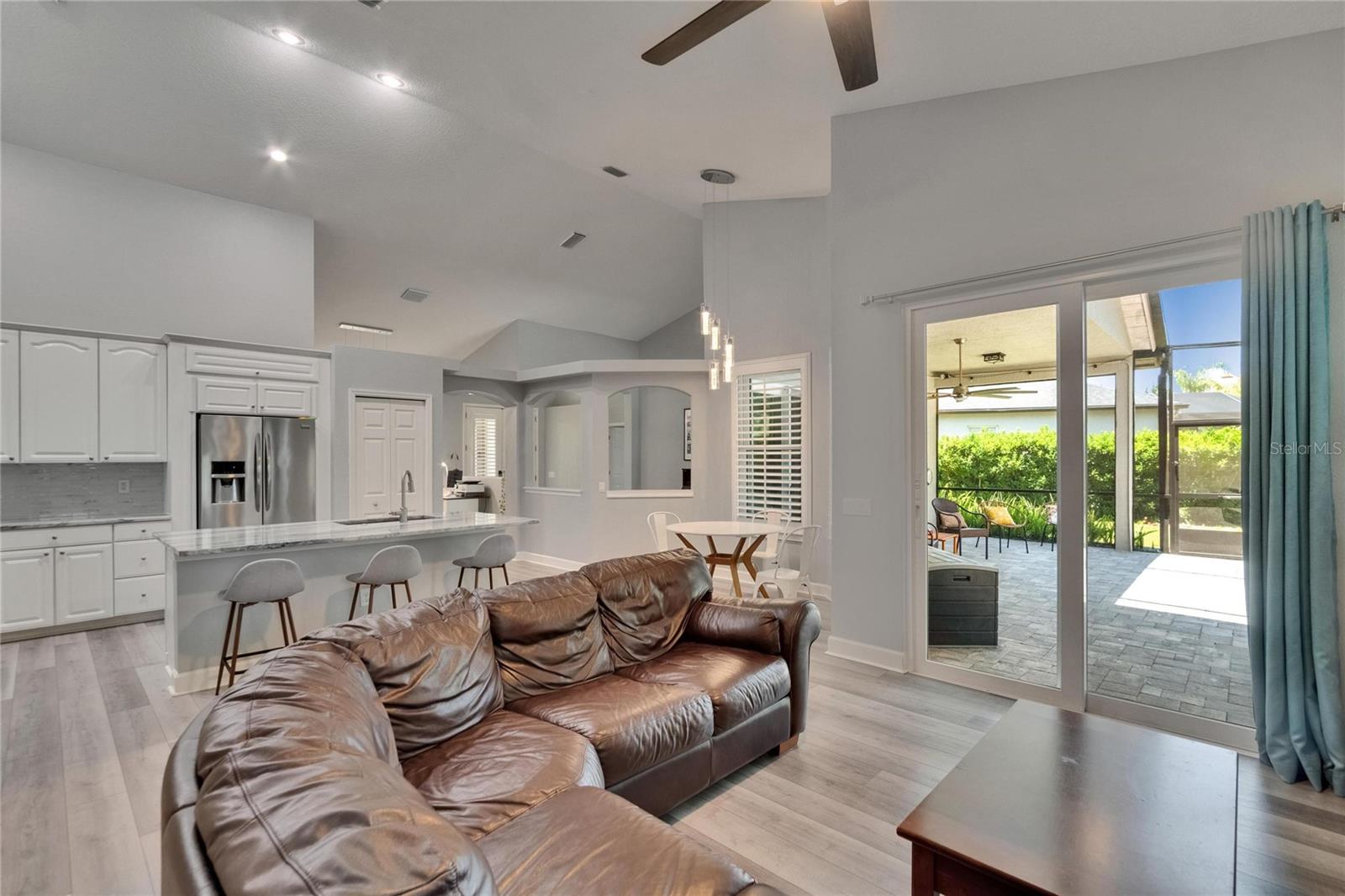 Listing photo id 31 for 16367 Ashington Park Drive
