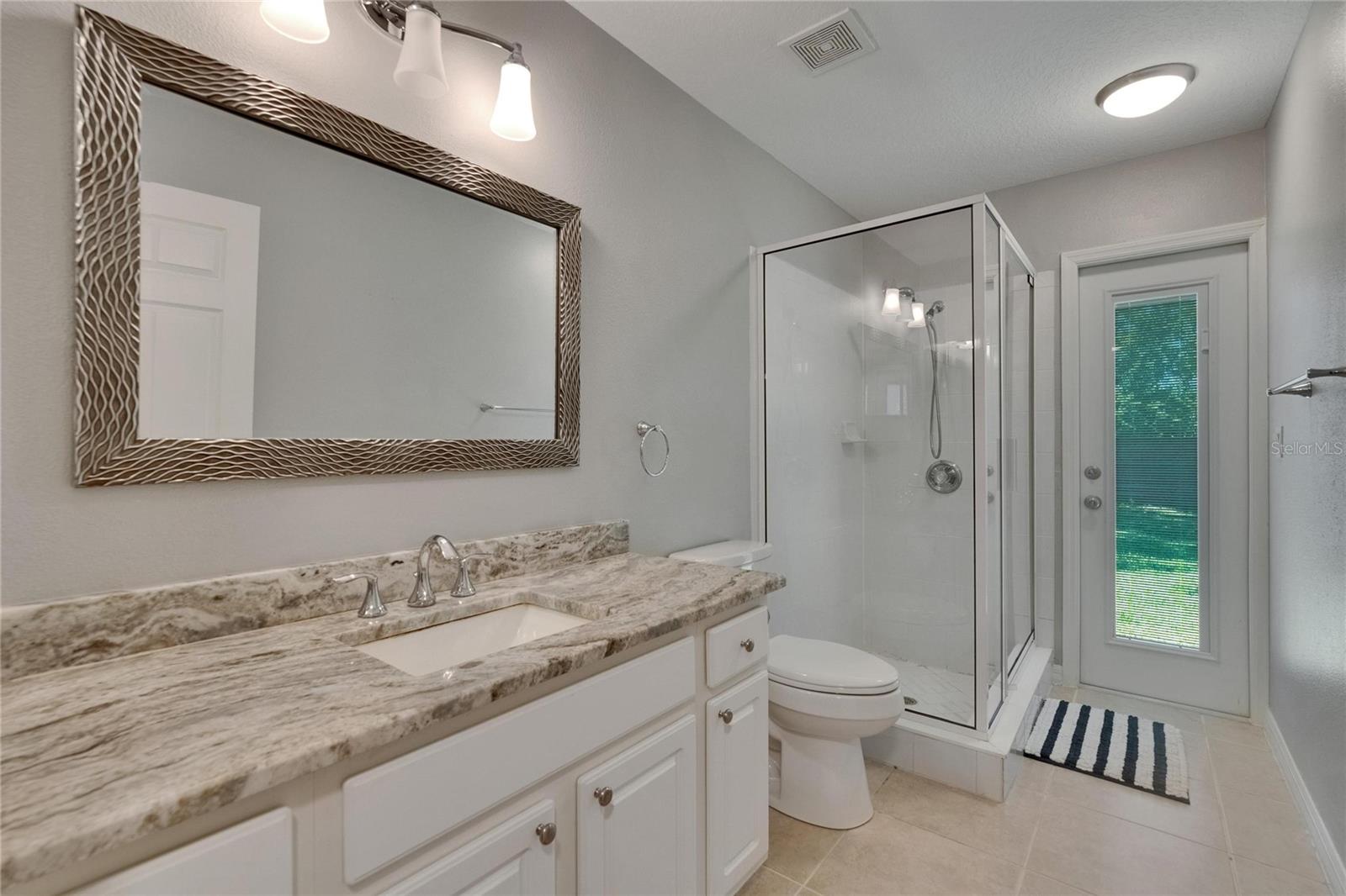 Listing photo id 33 for 16367 Ashington Park Drive