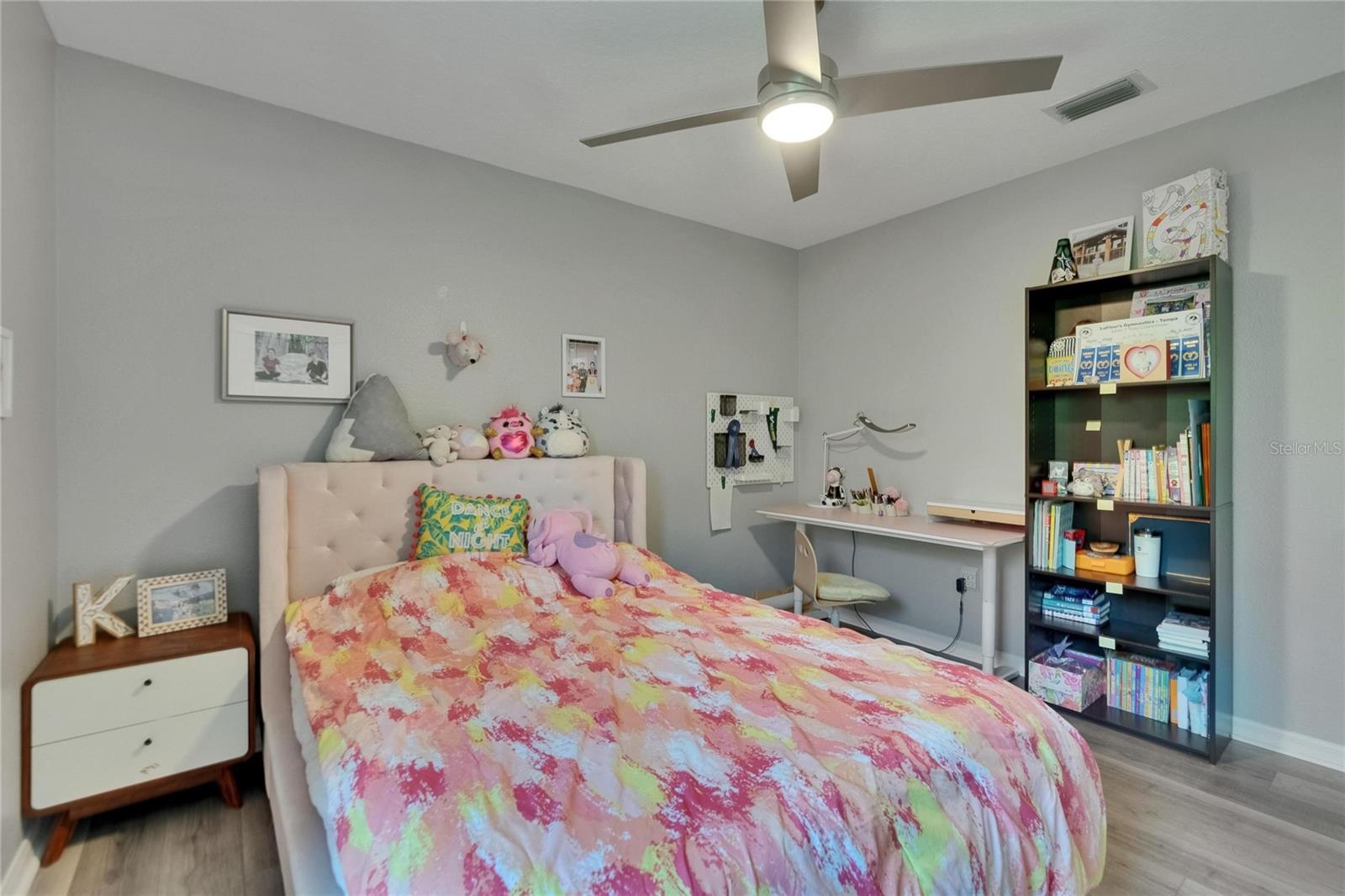 Listing photo id 39 for 16367 Ashington Park Drive